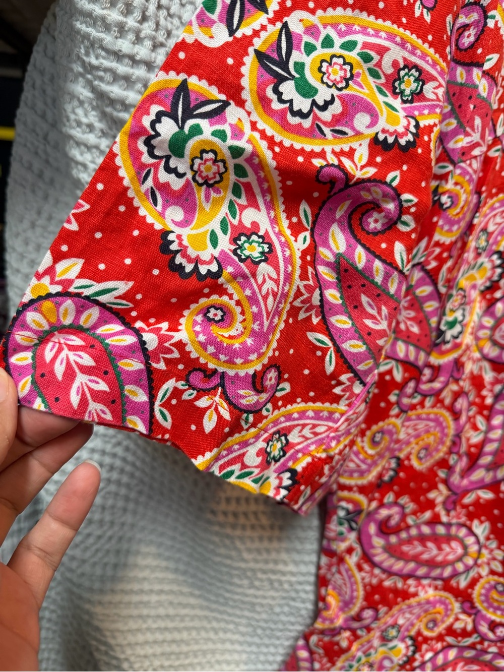 Boden 100% Linen Red Paisley Print Tunic with Pink & Yellow Accents - Picture 2 of 6